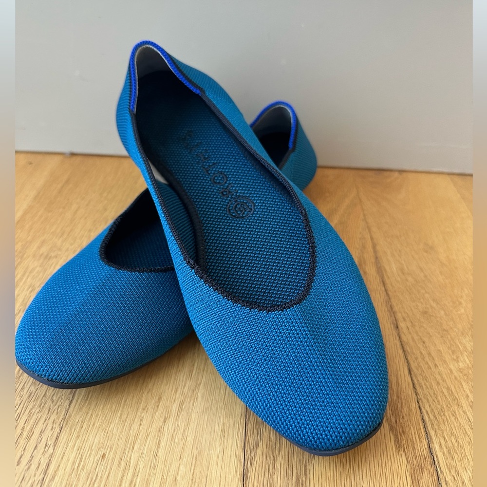 Rothy’s Peacock Blue Round Toe Flats Size 8.5